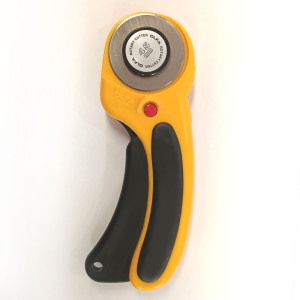 OLFA Deluxe Handle Rotary Cutter 45mm